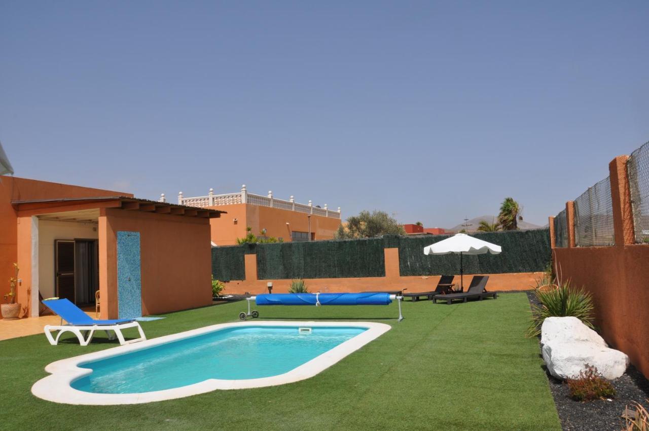 Eco Villa White Suite With Climatized Pool Калета де Фусте Екстериор снимка