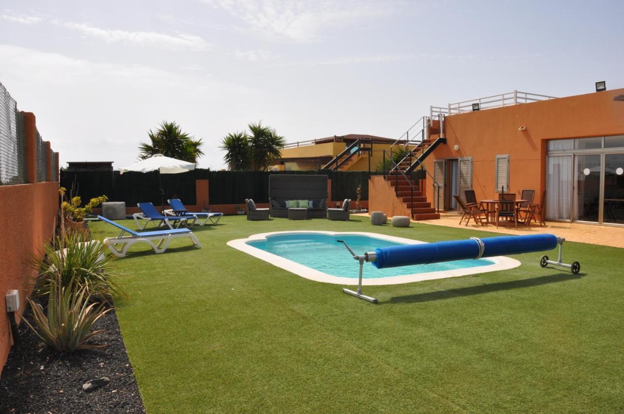 Eco Villa White Suite With Climatized Pool Калета де Фусте Екстериор снимка